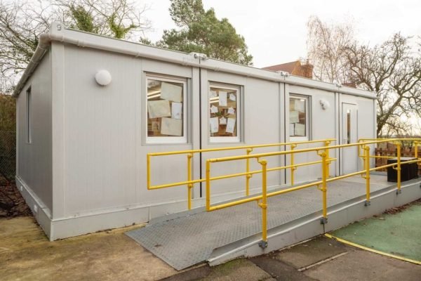 007-creeting-school-modular-classroom-960x640-1 (6 Bay) Euro Modular Building