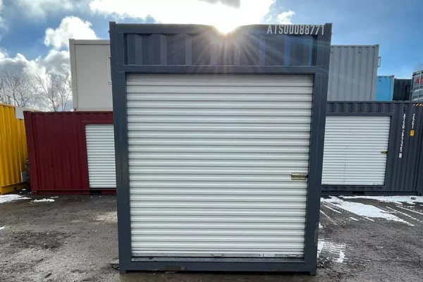 10ft-door-clearance-3.jpg-1.webp 10′ Hc Used Container with Rollup Door