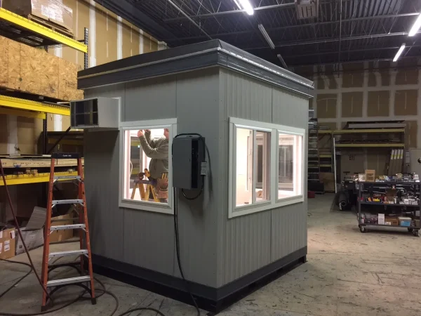 Kinkisharyo-8x8-2.webp 8 x 8 Guard Booth